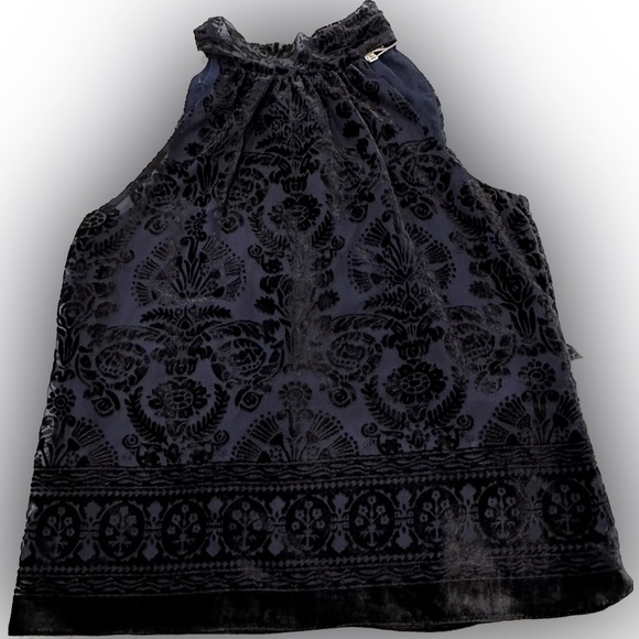 Elegant, $128 NWT Max Studio velvet textured halter top blouse. - Picture 2 of 12